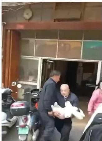 南宁理发店爆料案件视频,案件视频揭露惊人内幕 第3张 南宁理发店爆料案件视频,案件视频揭露惊人内幕 第3张
