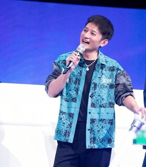 李维嘉爆料最新消息,揭秘娱乐圈惊人内幕! 第2张 李维嘉爆料最新消息,揭秘娱乐圈惊人内幕! 第2张