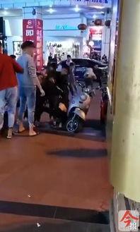 柳州打架视频在线观看,现场画面曝光，网友热议不断  第2张